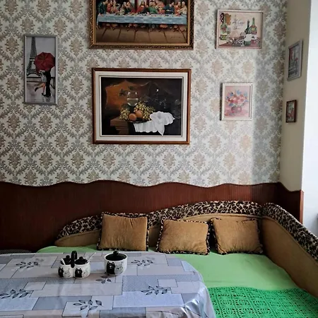 Aleksandra новорічні свята Apartment